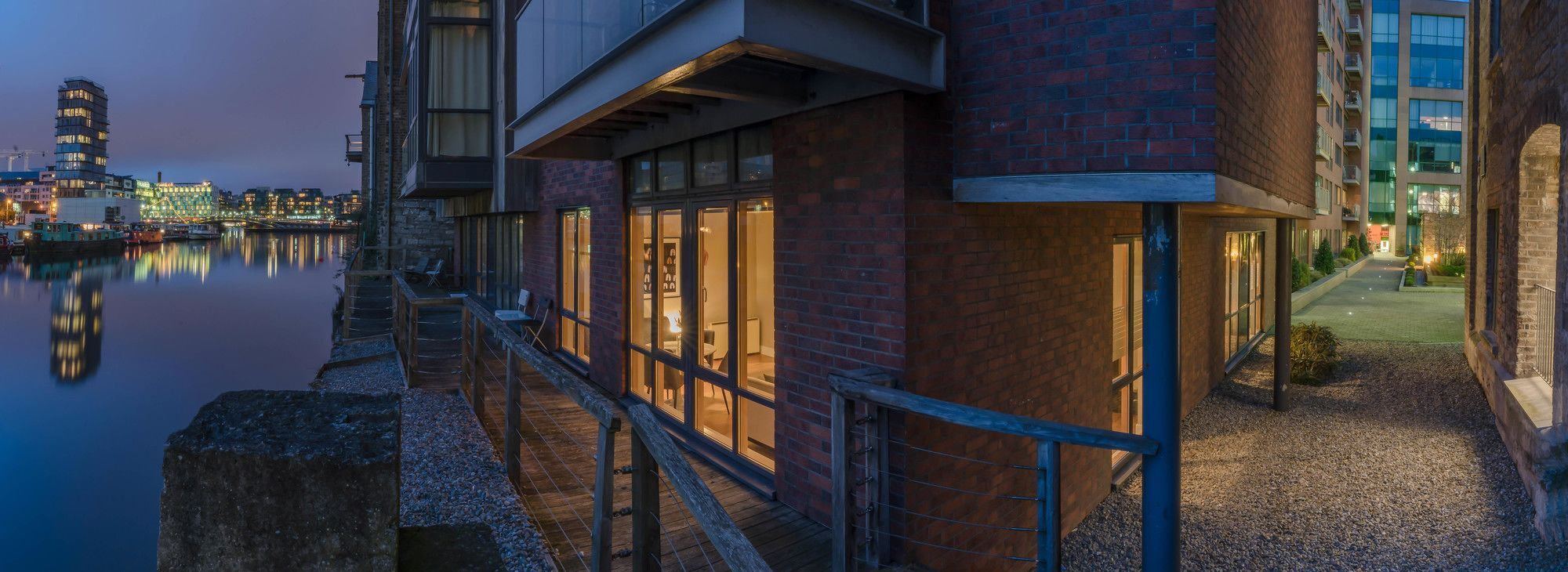 The Grand Canal Dock Apartment Дублин Экстерьер фото